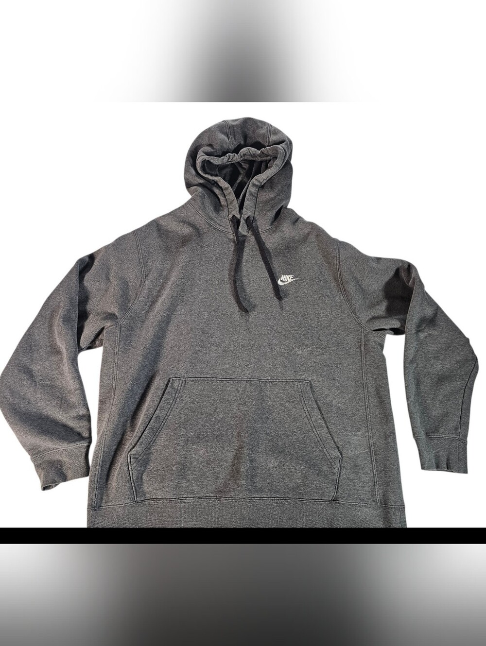 Nike Men's Dark Gray Pullover Hoodie with Small Chest Logo Size Large